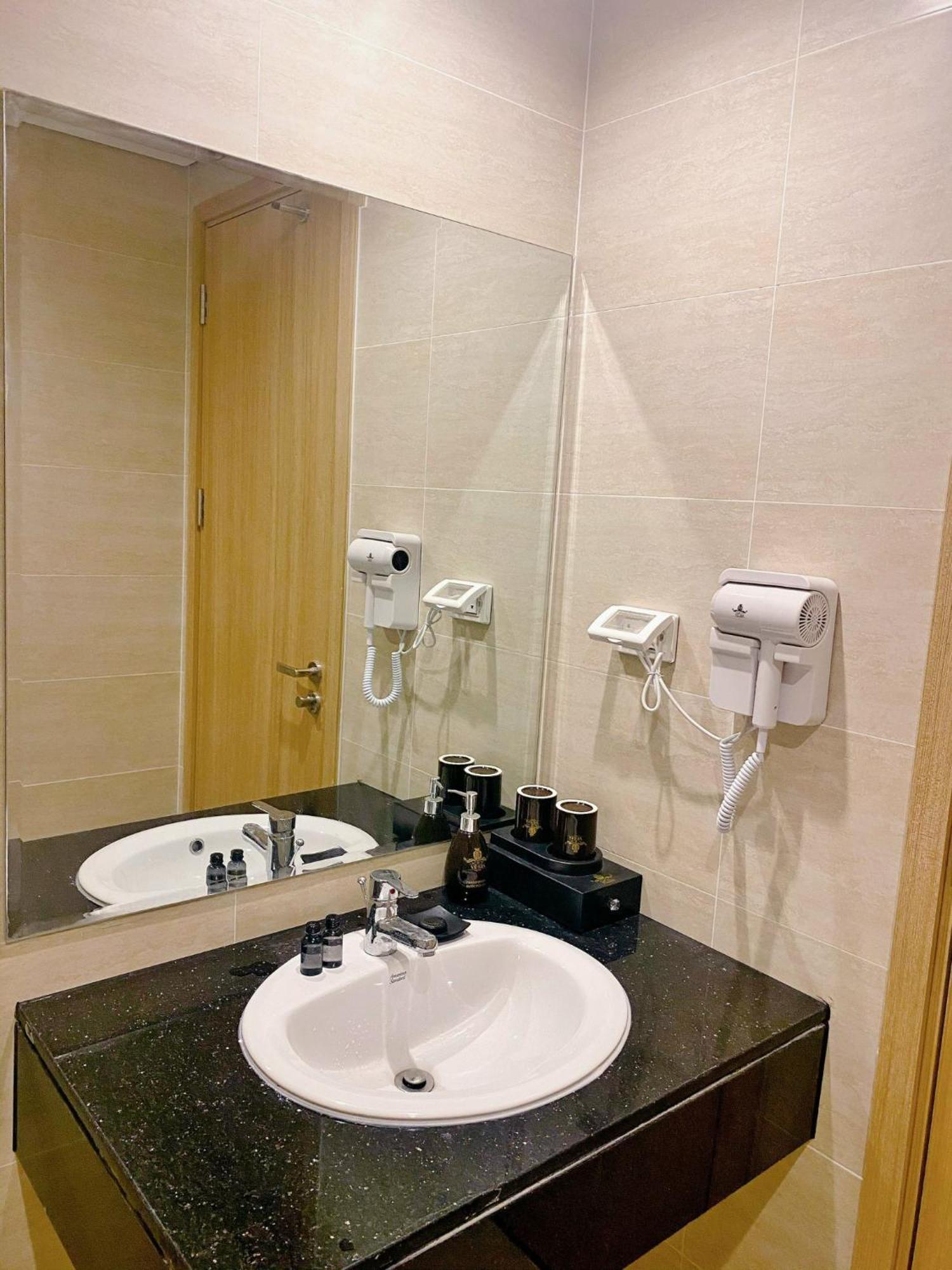 Vu Gia Hotel Phu Quoc Buitenkant foto